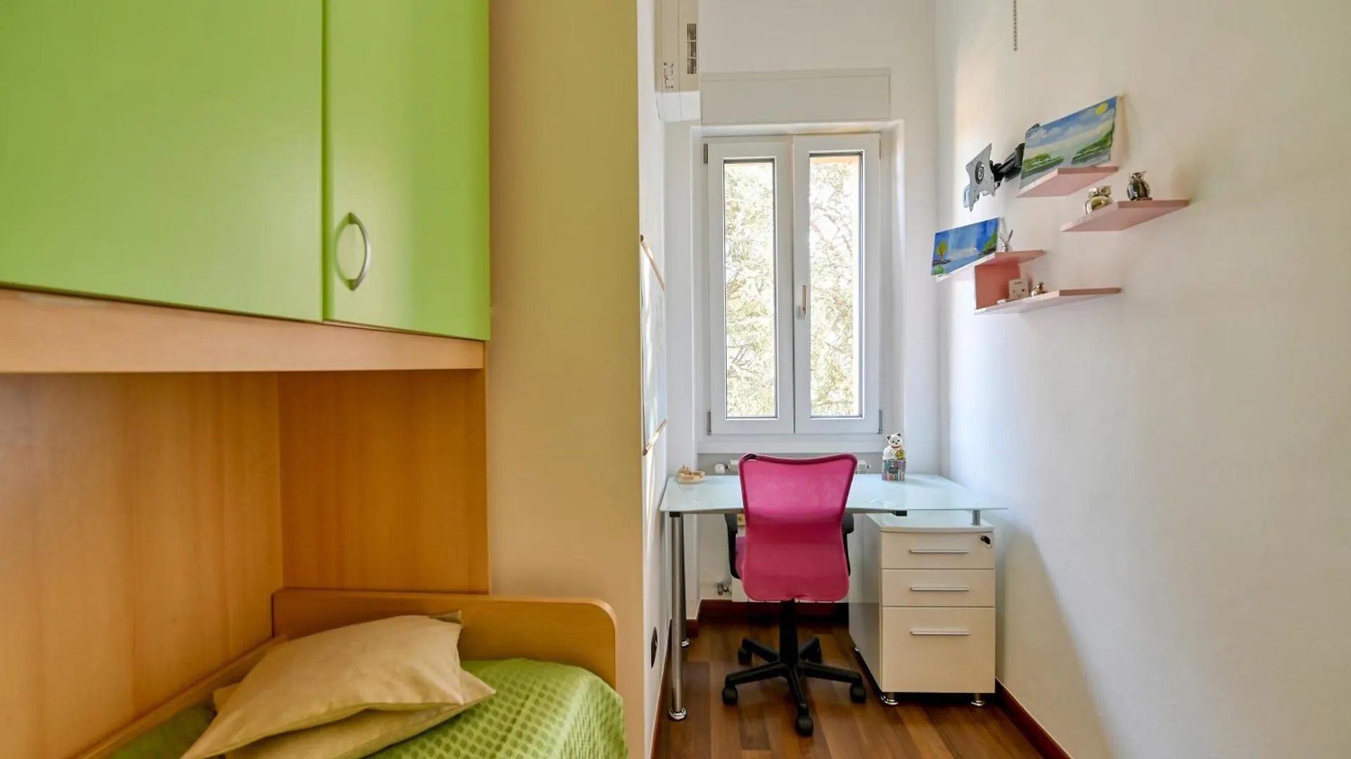 App 2Rooms Letto Matrimoniale, Letto Singolo, Divanoletto Matrimoniale La Casa Di Hellen Milano Como Fiera Mxp Saronno Monza