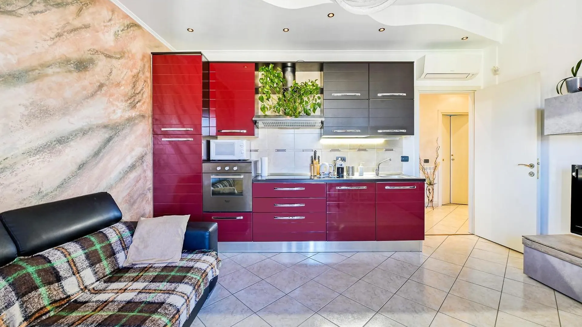 Apartment App 2Rooms Letto Matrimoniale, Letto Singolo, Divanoletto Matrimoniale La Casa Di Hellen Milano Como Fiera Mxp Saronno Monza